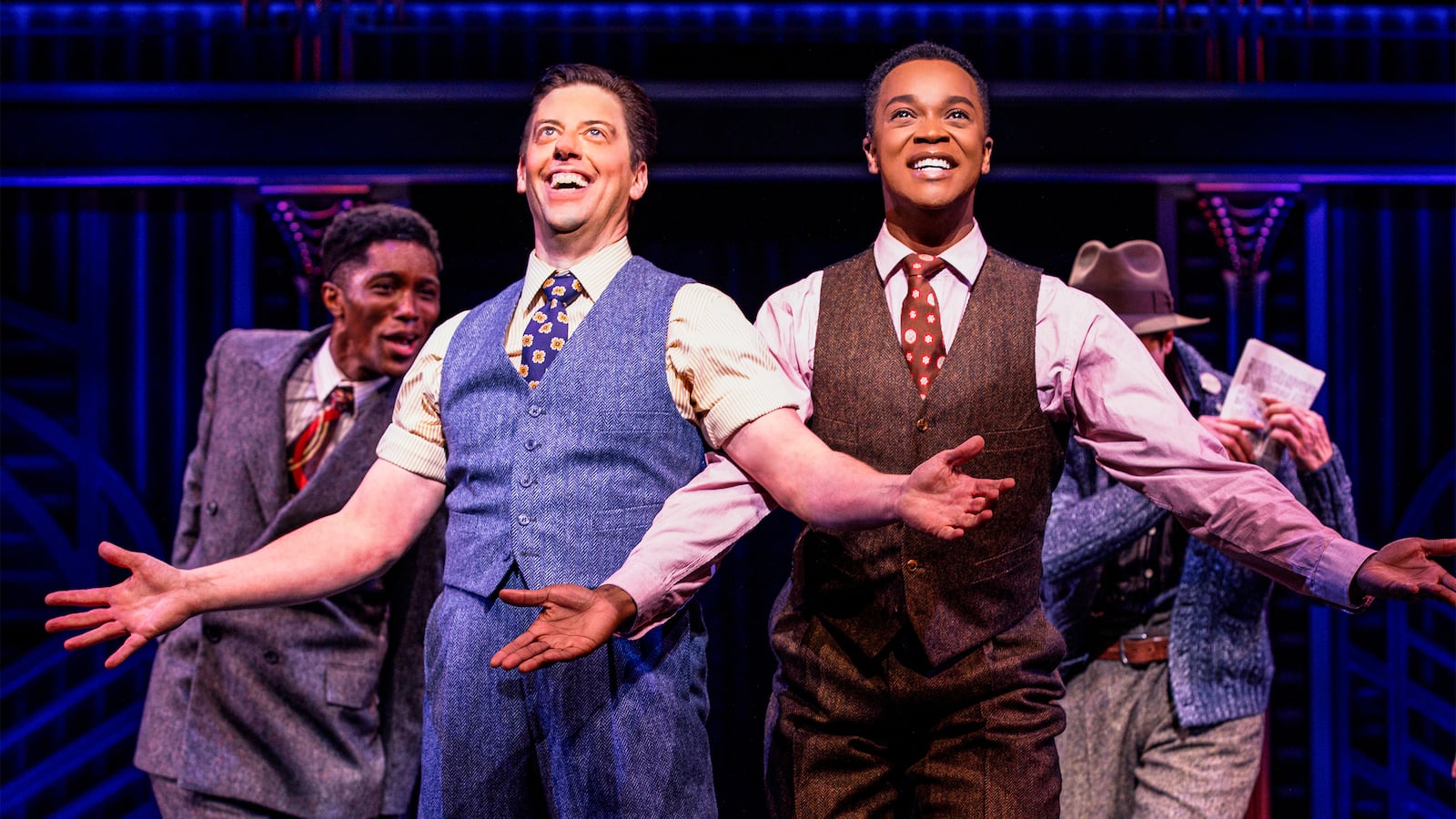 221208-some-like-it-hot-01-2_fx7bbc