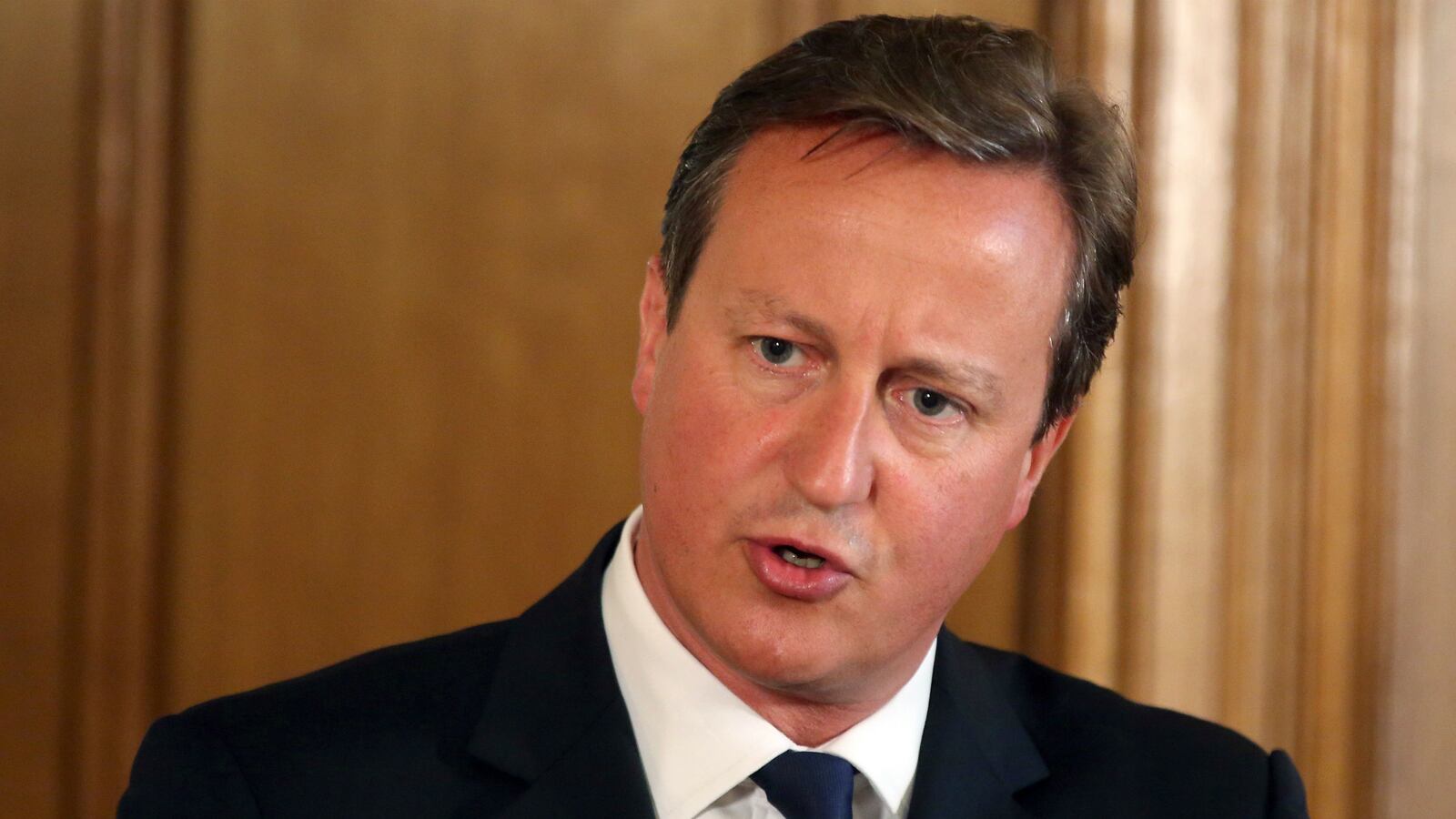 cheats/2014/09/01/uk-cops-to-be-allowed-to-seize-passports/140901-cameronterror-cheat_sqnxtr