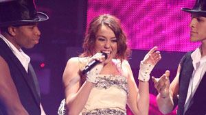 cheats/2010/06/03/miley-cyrus-lesbian-kiss/cyrus_lwzwmz