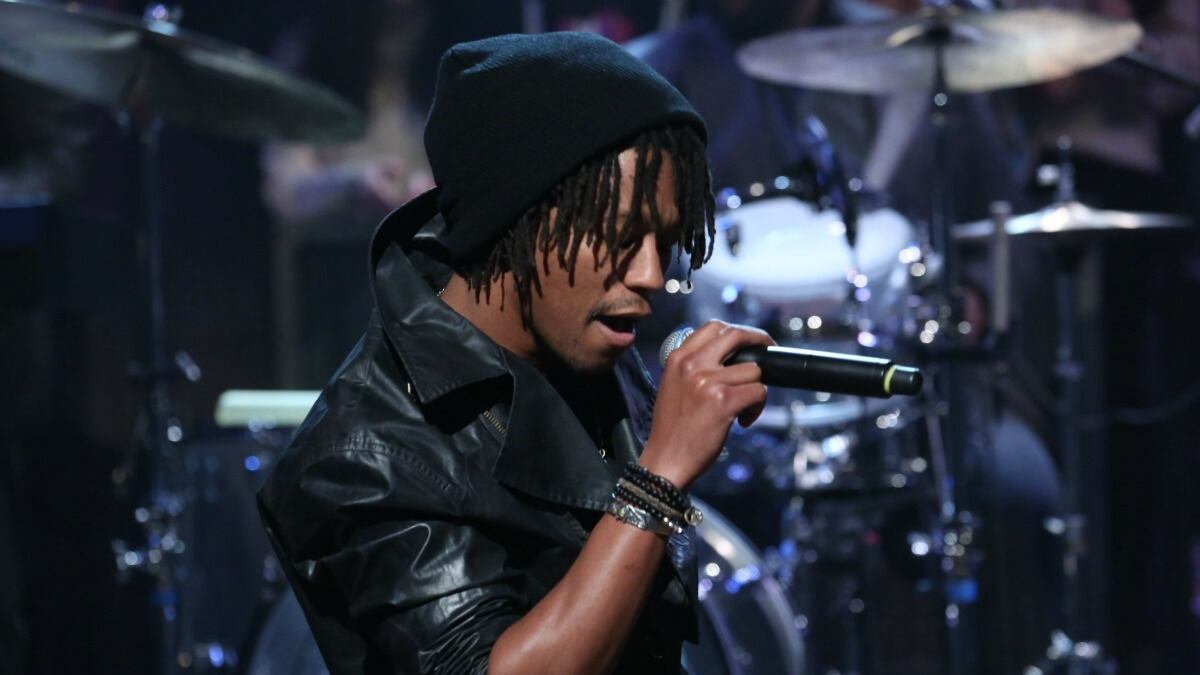 cheats/2013/01/21/lupe-fiasco-escorted-offstage/fiasco-obama-inauguration-cheat_dmxnjd