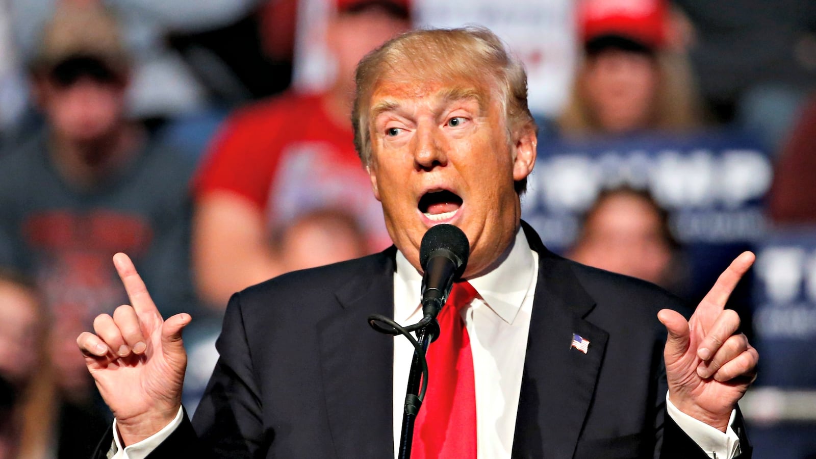 cheats/2016/05/03/trump-cruz-s-father-helped-jfk-assassin/160503-donald-trump-rafael-cruz-cheat_fvkcbc