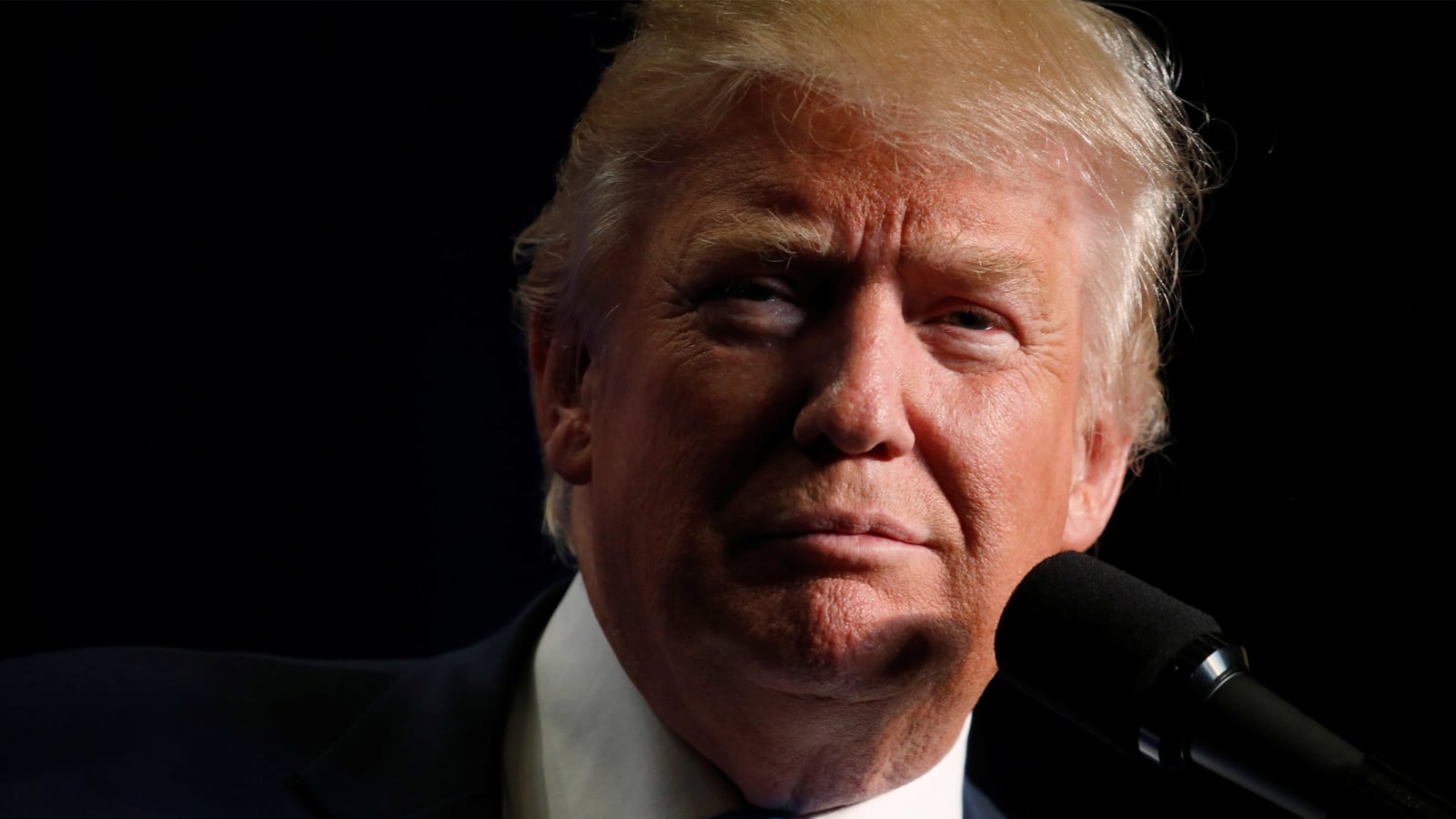 articles/2016/11/01/trump-is-banking-on-wisconsin-being-racist-enough-to-go-red-for-the-first-time-since-1984/161101-Ryan-Trump-Wisconsin-tease_sqkjdl