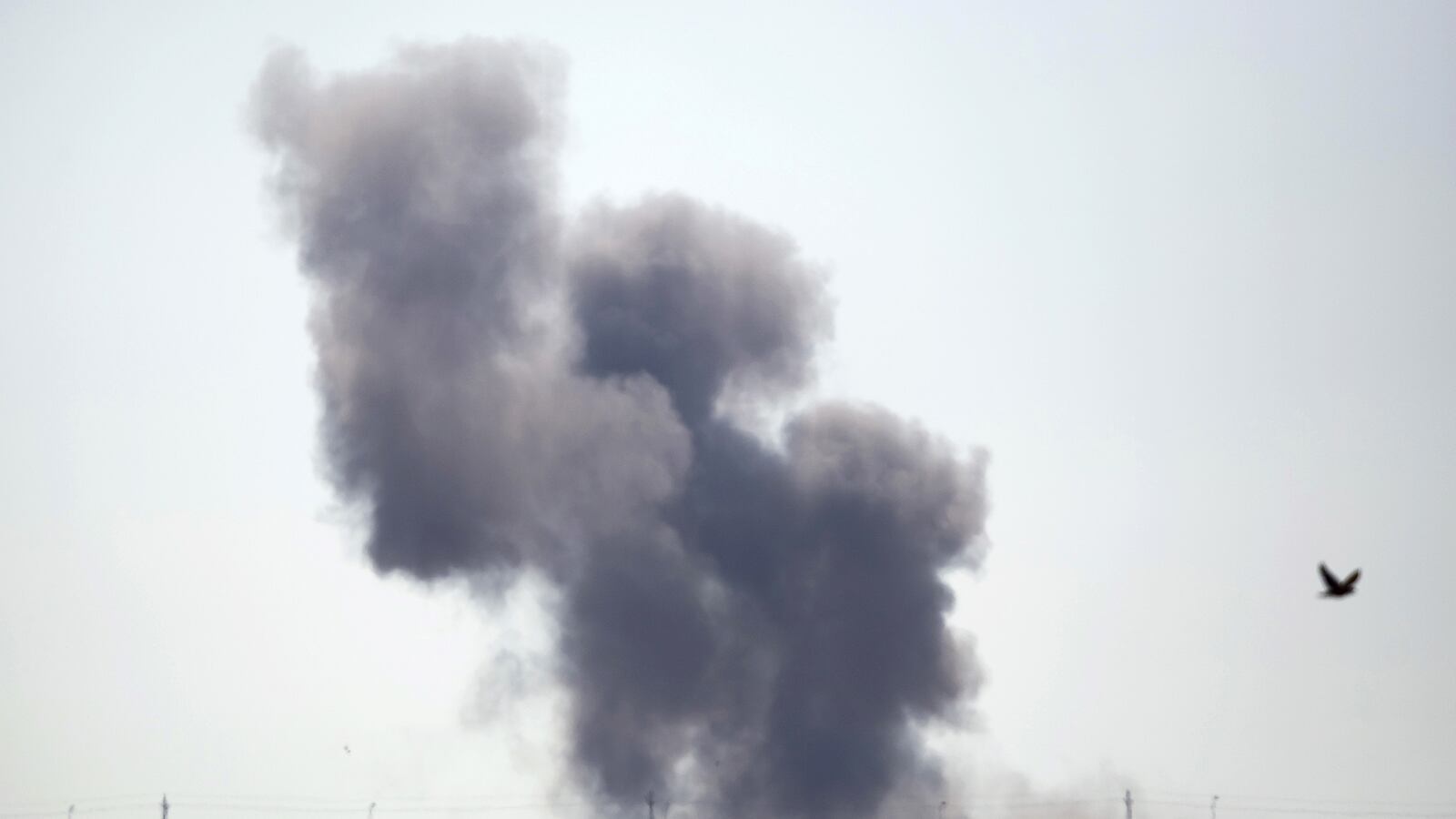 articles/2015/09/10/u-s-rushes-reinforcements-to-egypt-after-isis-attack/150910-youssef-isis-sinai-tease_gxqili