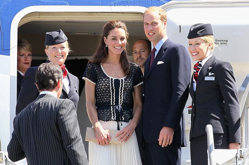 articles/2011/07/11/prince-william-and-kate-middleton-in-los-angeles-photos-from-north-american-tour/will-kate-la-tour_pkidlj