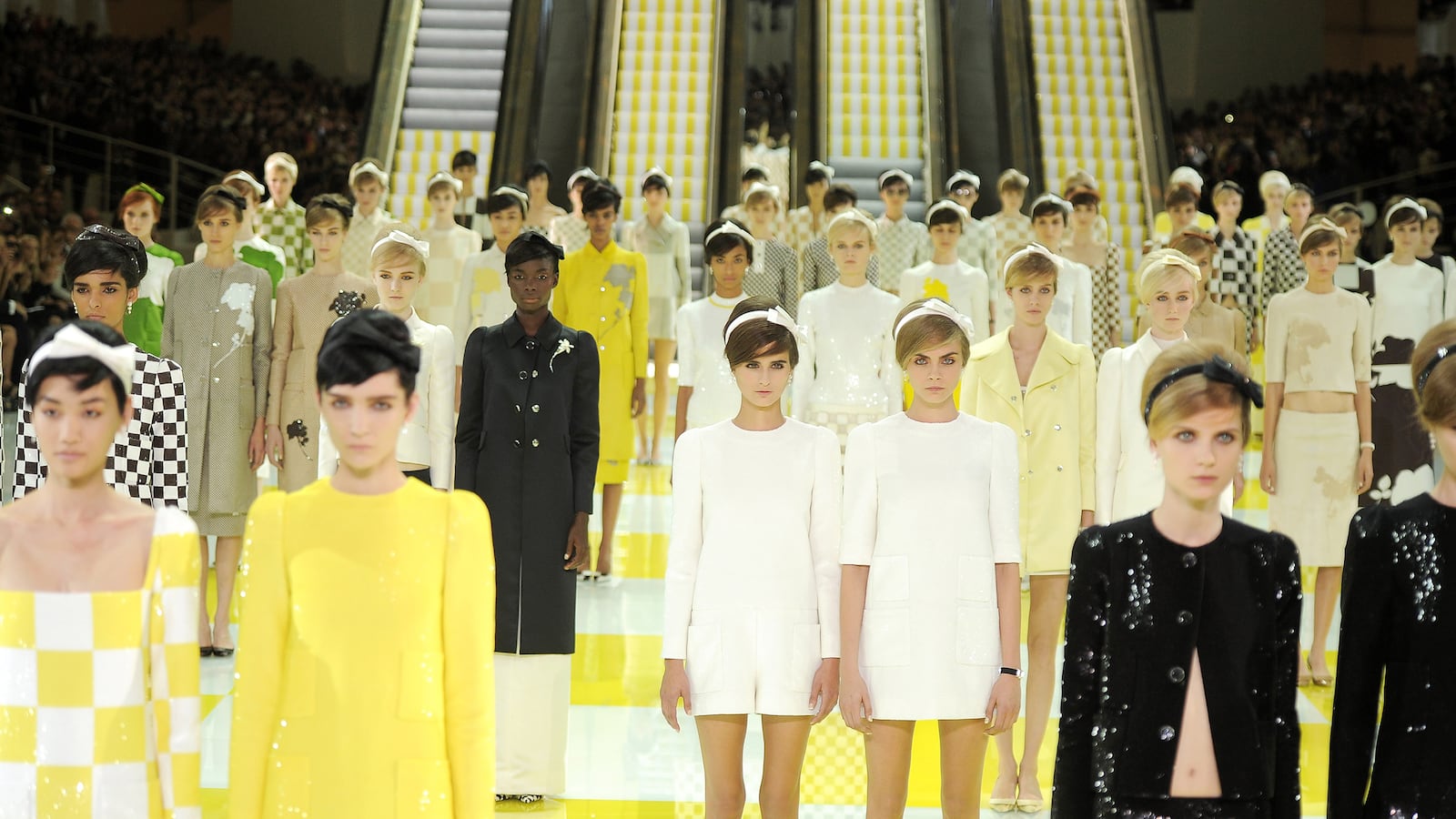 galleries/2013/10/03/marc-jacobs-s-9-greatest-hits-at-louis-vuitton-photos/louis-vuitton-hits-1_h4kqcf