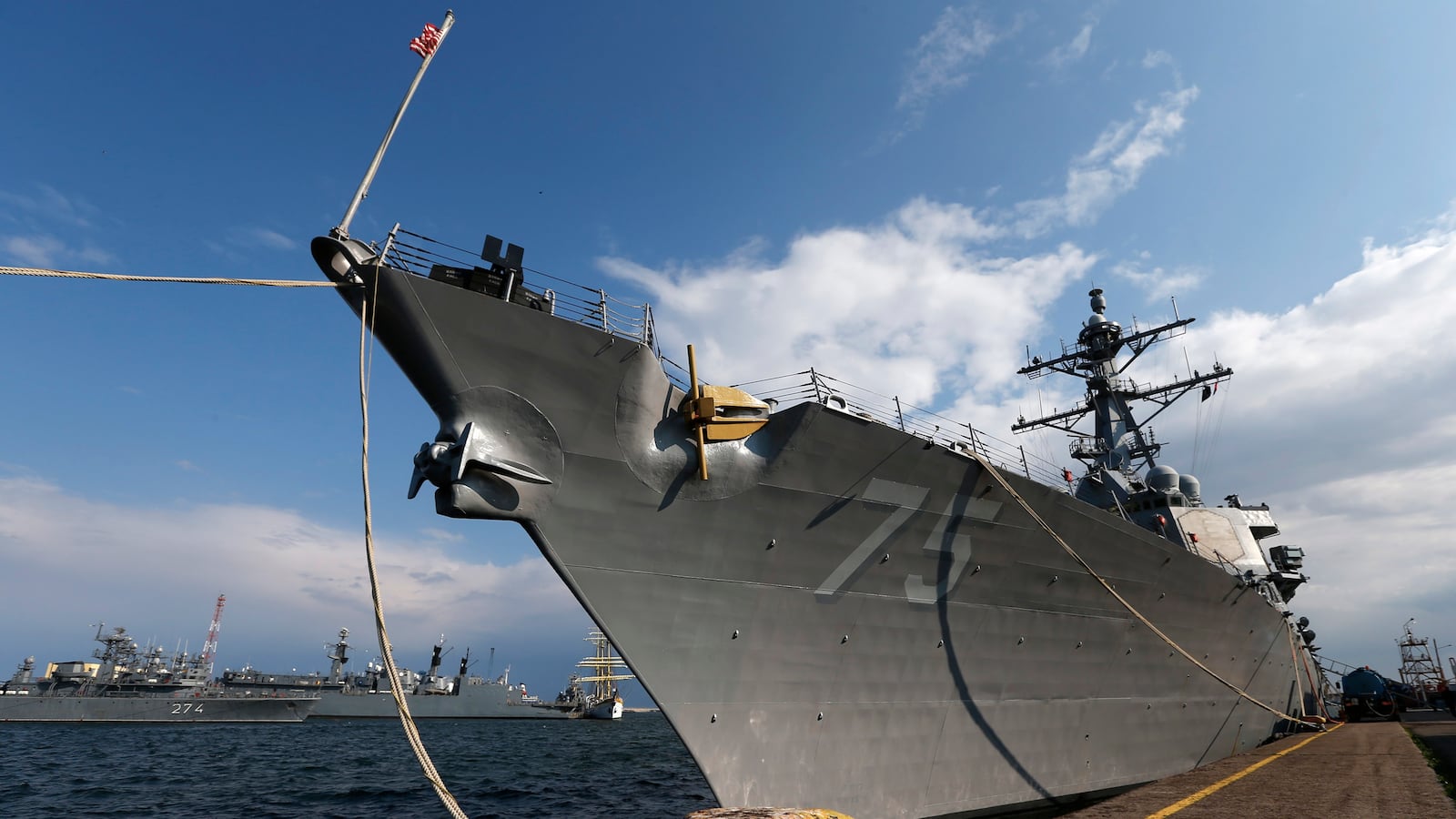 cheats/2014/04/14/russian-jet-passes-near-us-warship/140414-uss-donald-cook-cheat_kjjq0w