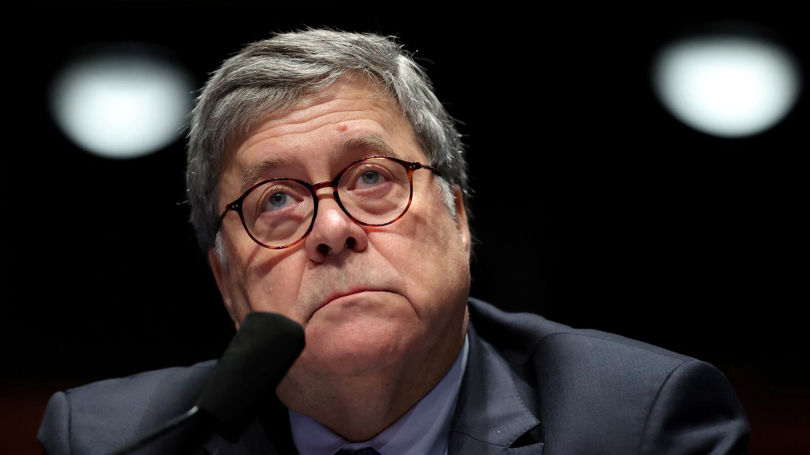 2020-09-02T221414Z_295443502_RC2MQI9BQM1X_RTRMADP_3_GLOBAL-RACE-BARR-POLICE_u5whvq