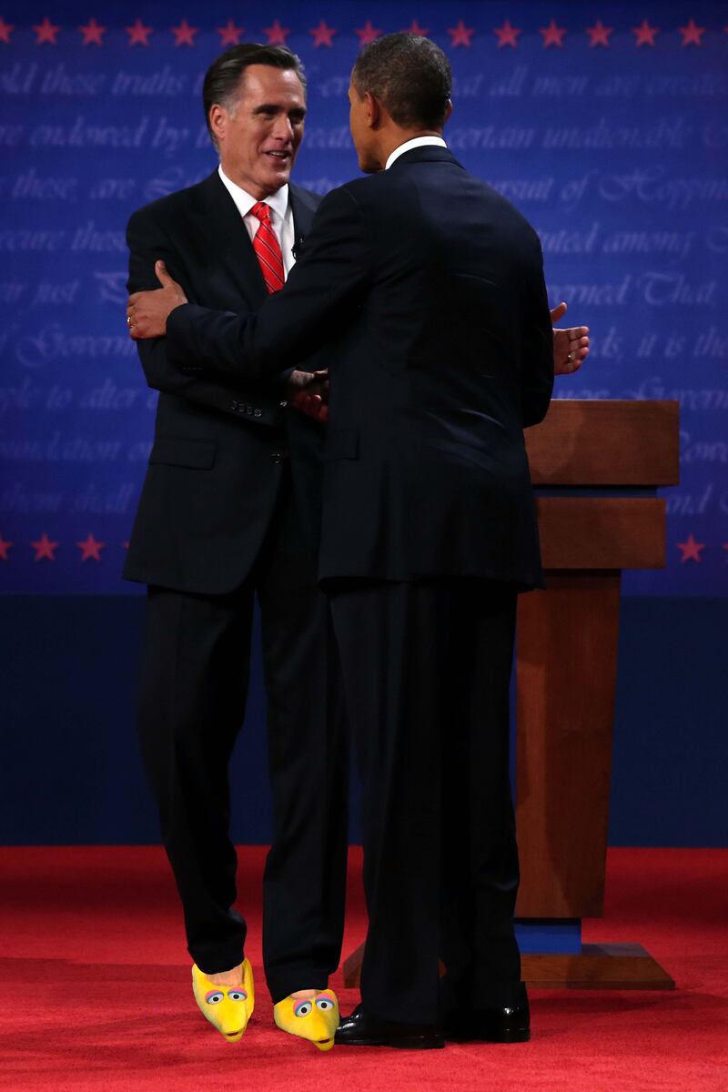 articles/2012/10/04/mitt-romney-wears-the-big-bird-shoes-from-the-celine-runway-to-the-debates/C-_fakepath_romney_big_bird_yojraf