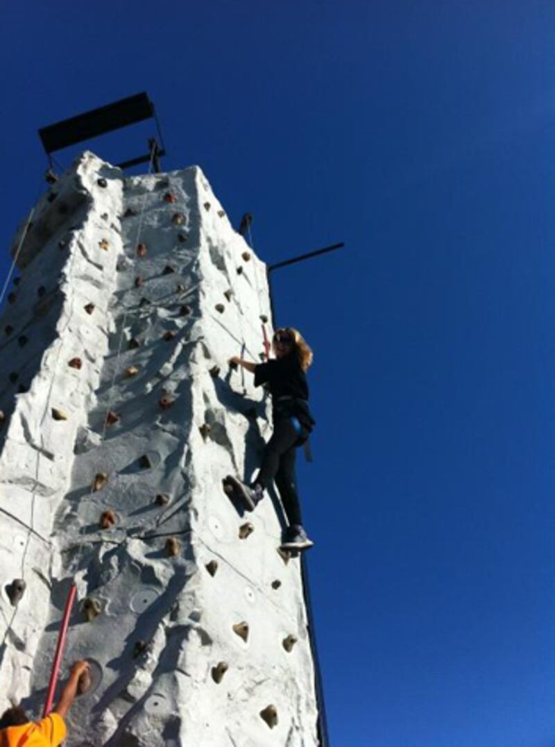 galleries/2011/12/04/taylor-swift-victorias-secret-and-more-celebrity-twitter-photos/celeb-twit-pics-klum_edtcg0