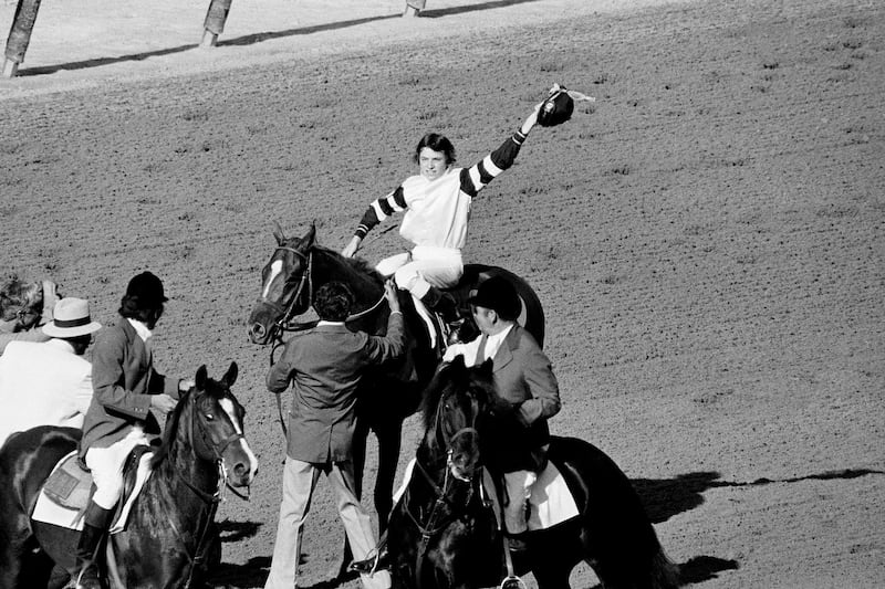 galleries/2013/07/09/andy-murray-ends-britain-s-wimbledon-s-losing-streak-more-longest-sports-droughts/130708-sports-drought-triple-crown_f4zfpc