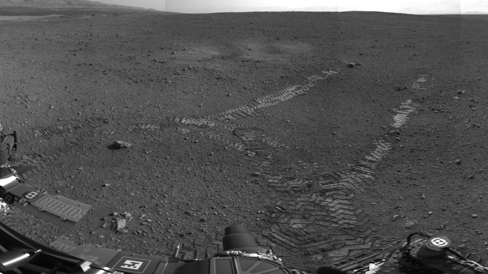 articles/2012/08/28/nasa-s-curiosity-to-twitter-and-beyond/mars-curiosity-dzieza_zezuxk