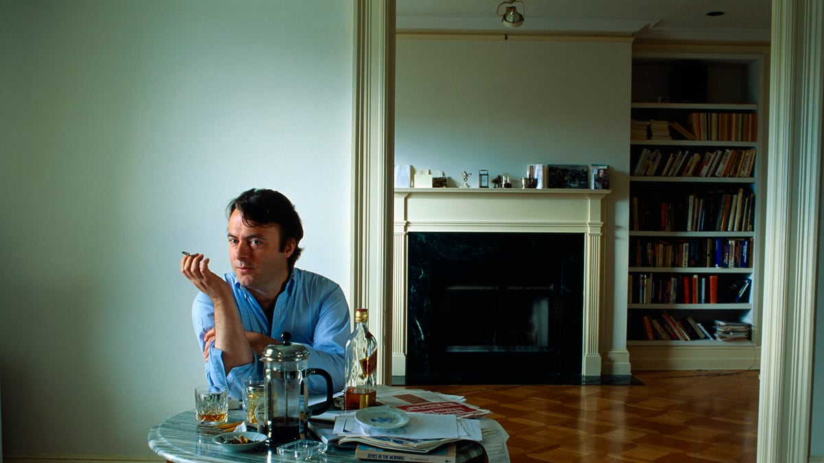 articles/2011/12/18/christopher-hitchens-a-young-contrarian-salutes-him/christopher-hitchens-mcguinness_yuop05