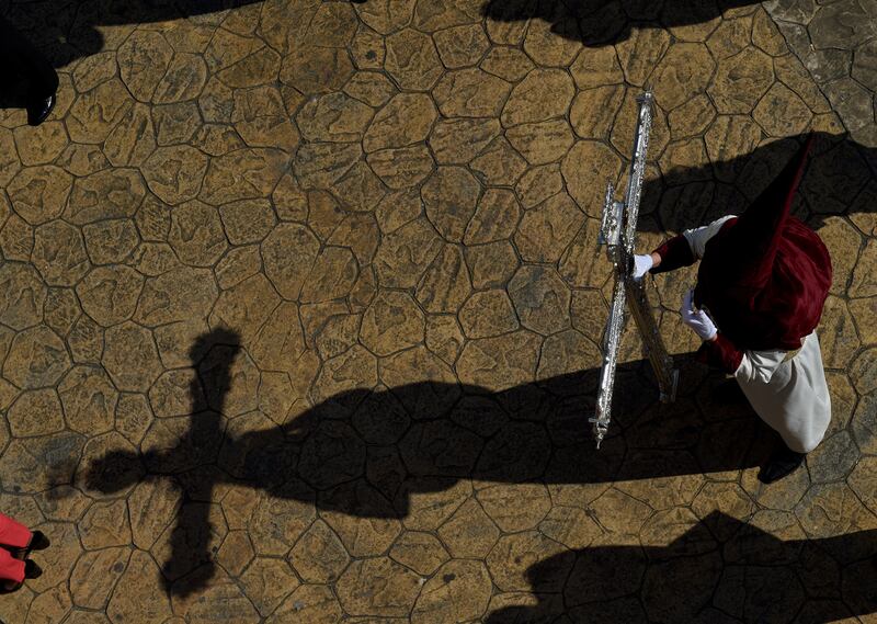 galleries/2017/04/12/christians-celebrate-holy-week-around-the-world/171104-holy-week-embed-10_wkjbhr