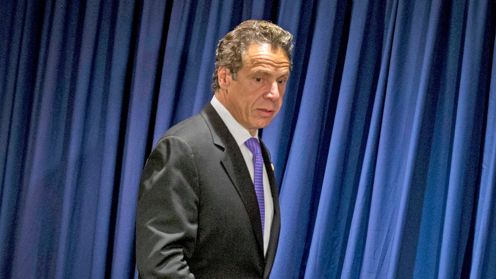 cheats/2014/07/23/ny-gov-s-office-undermined-ethics-reform/140723-cuomo-cheat_xruvlu