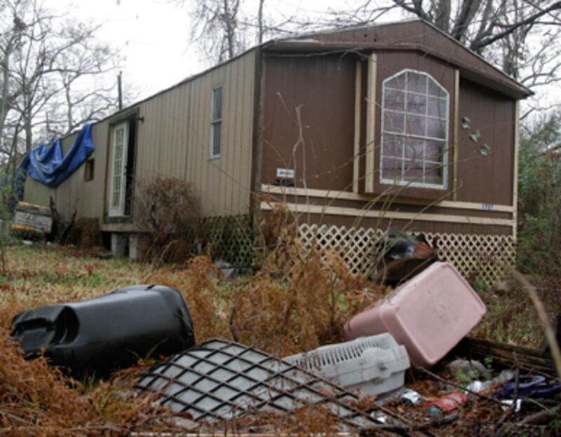 articles/2011/03/13/texas-gang-rape-how-a-horrific-case-is-dividing-a-town/pelisek-texas-rape-case_166345_gymhlm