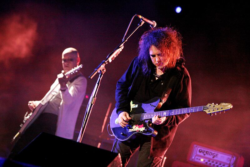 galleries/2011/08/06/summer-s-biggest-music-festivals/cure-summer-festivals_n0d6o6