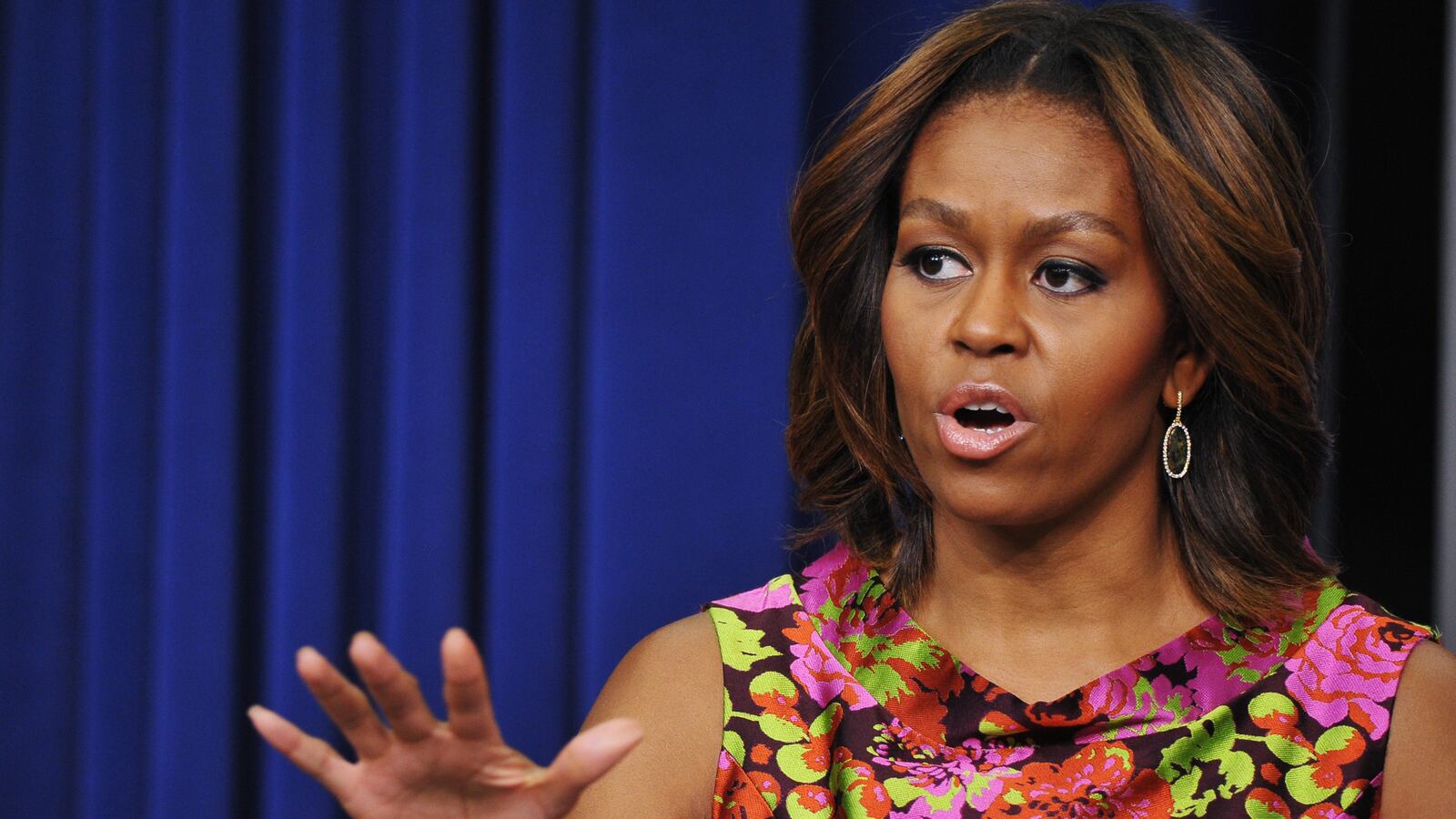 cheats/2014/02/25/michelle-cracks-down-on-cafeterias/140225-michelle-obama-cheat_dtkytm