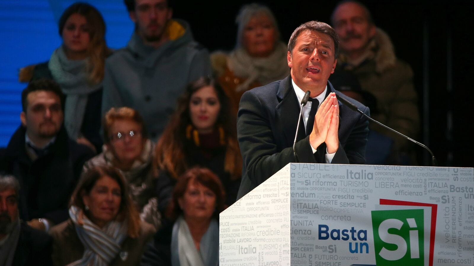 cheats/2016/12/04/italians-reject-constitutional-referendum/161204-italian-referendum-cheat_dbn2tp