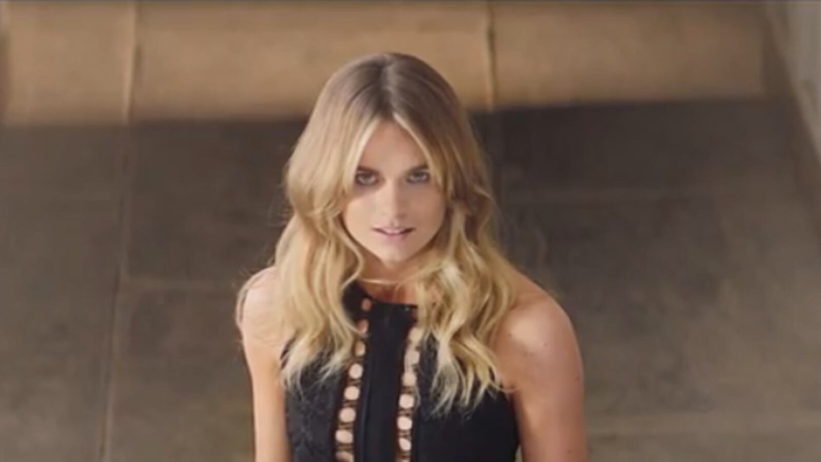 articles/2015/03/13/cressida-bonas-parlays-princely-relationship-into-ad-deal/150313-sykes-grab-tease_gbcaii