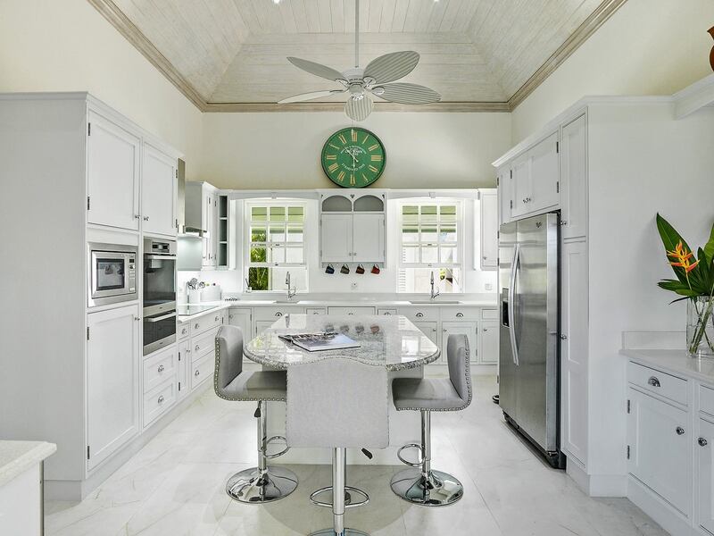 220602-omg-bajan-heights-04_kmqtug