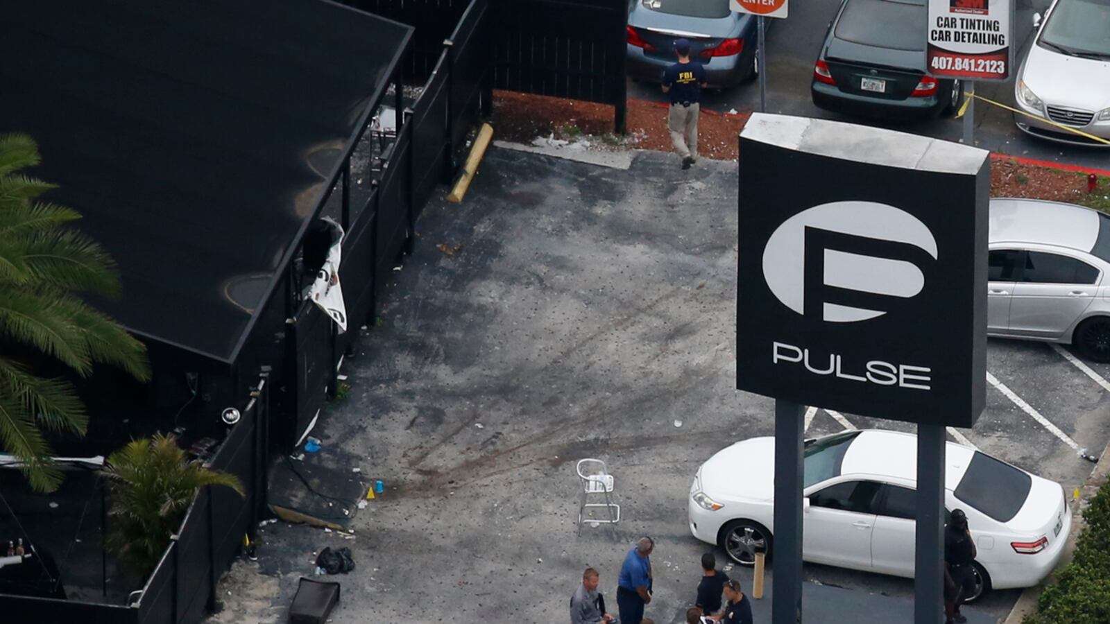 cheats/2016/06/27/mateen-killed-15-in-pulse-bathrooms/160613-pulse-nightclub-shooting-suspect-calm_youn5r