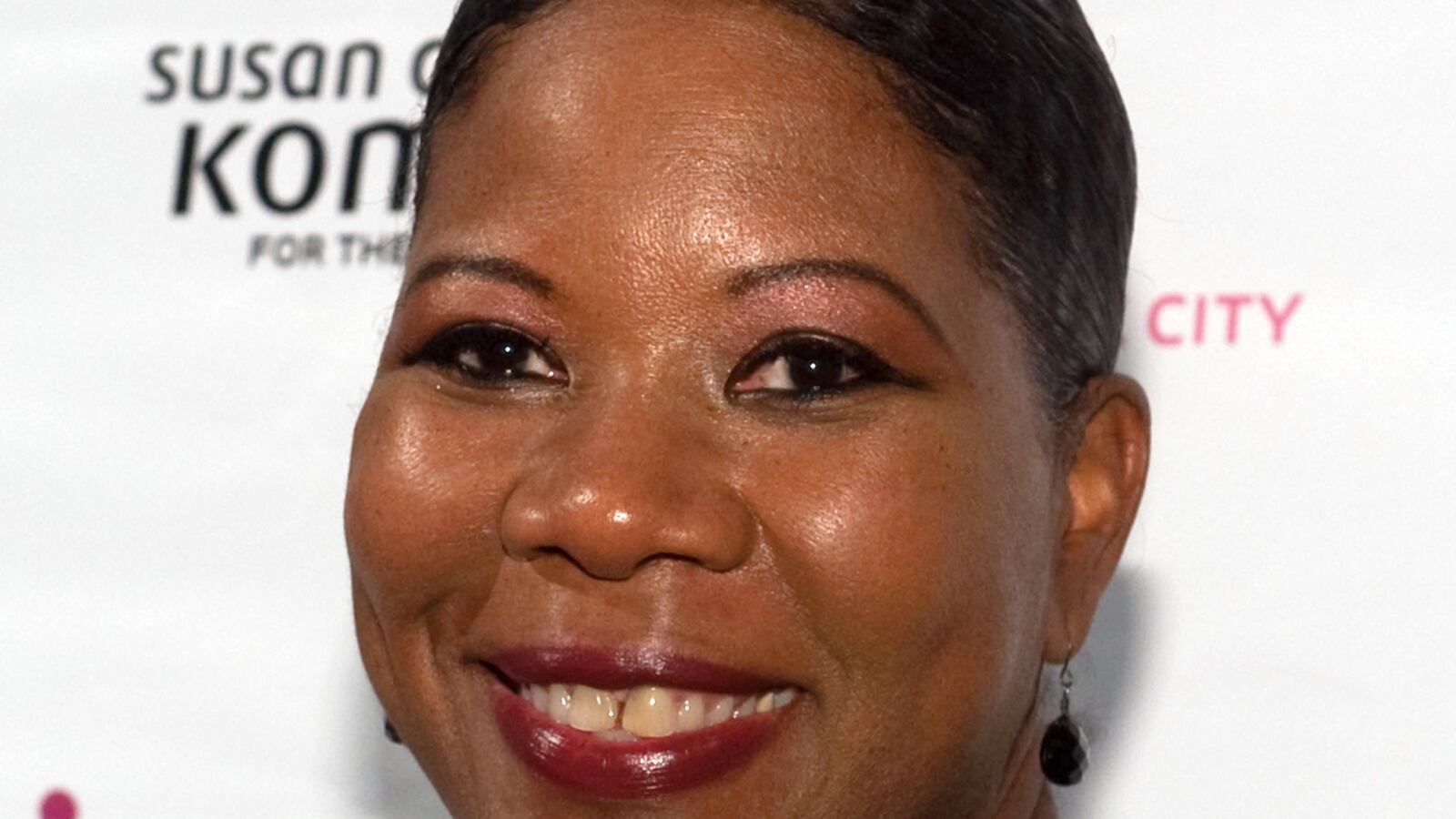 articles/2012/03/20/susan-g-komen-woes-continue-as-a-new-york-bigwig-resigns/susan-komen-loss-pesta-tease_fh5wbz