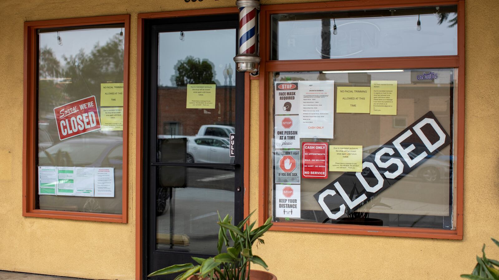 2020-08-27T143600Z_329421980_RC2EMI9LJK53_RTRMADP_3_USA-FED-JACKSONHOLE-VELDKAMP_e1fxnb