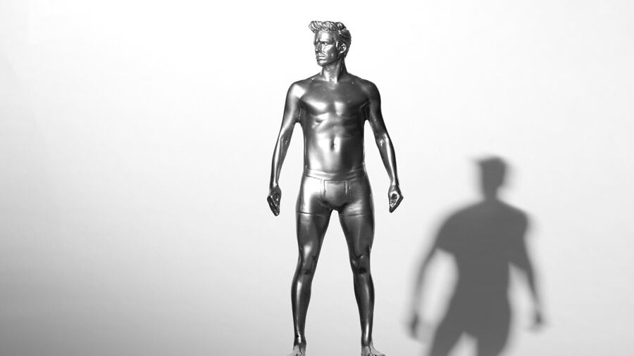 articles/2012/08/15/the-new-statue-of-david-david-beckham-statuettes-for-h-m-campaign/david-h_m_tyg75q