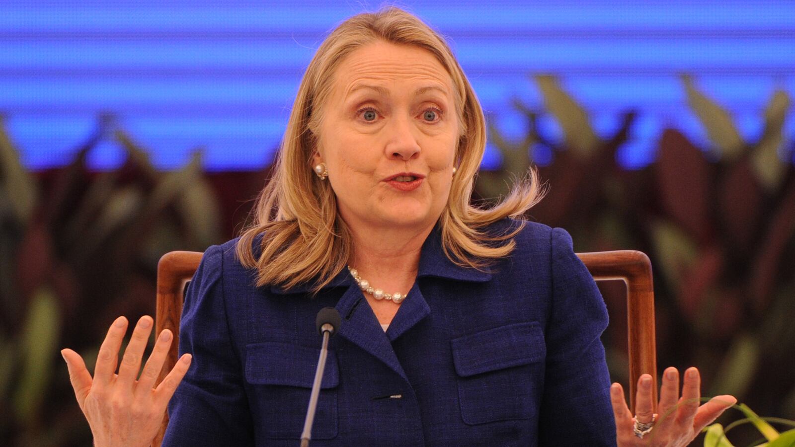 cheats/2012/05/04/hillary-presses-reform-in-n-korea/hillary-north-korea-china-visit-cheat_b7ptyc