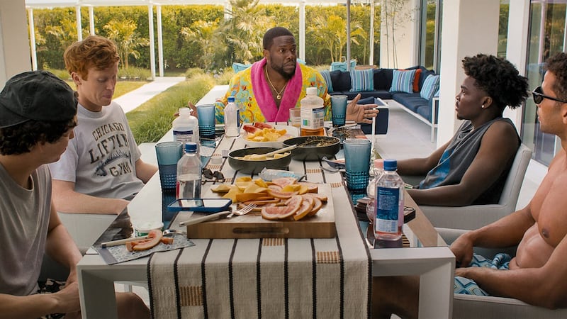 Kevin Hart, Marcello Hernández, Kam Patterson, Mason Gooding, and Ben Marshall in 72 Hours.