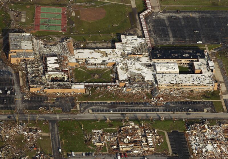 galleries/2011/05/25/joplin-mo-before-and-after-the-storm/joplin-before-after---school-after_cxbtxu