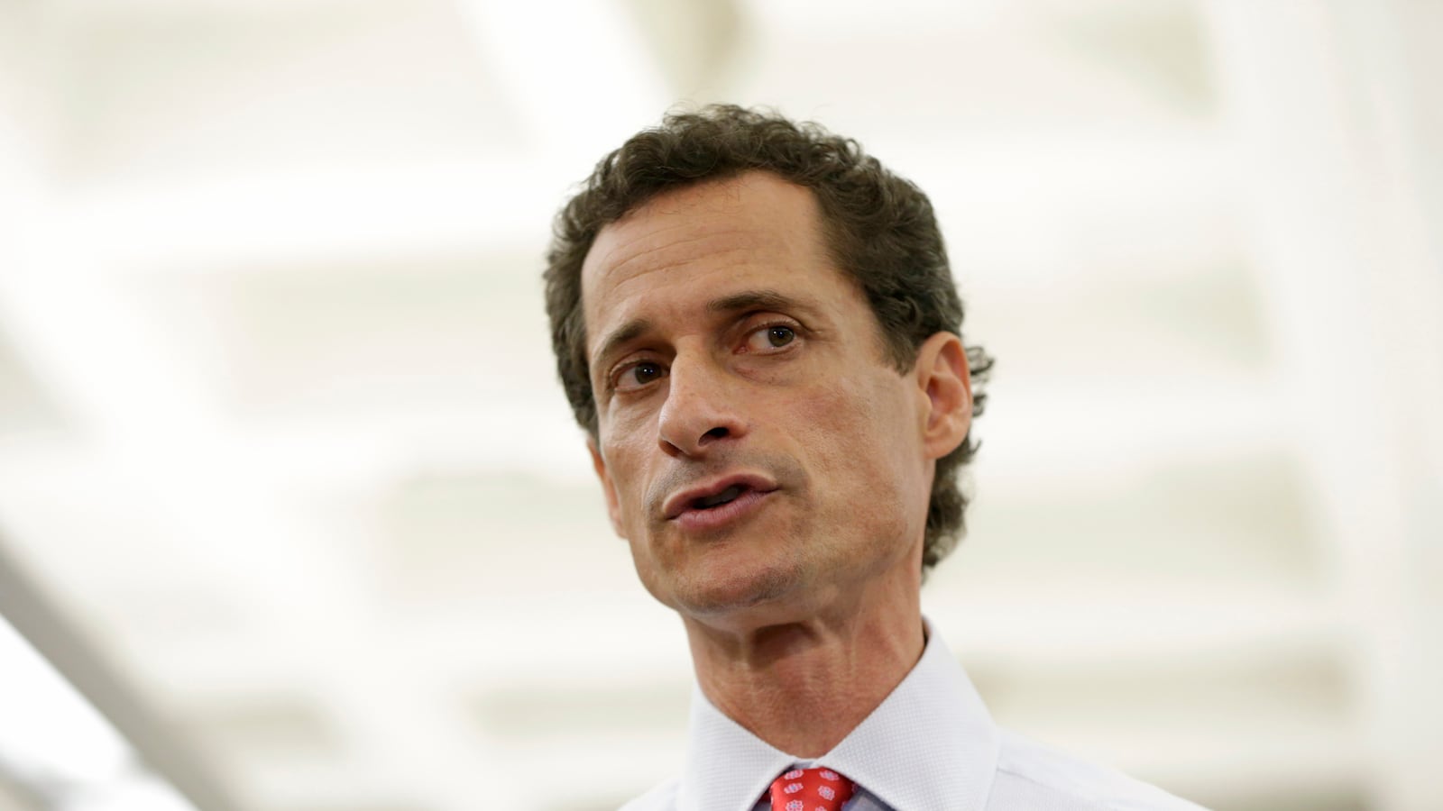 cheats/2013/07/25/sexter-s-mom-friends-speak-out/250713-Weiner-sext-cheat_u6xja8