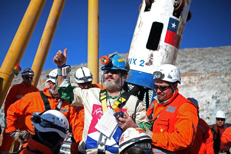 galleries/2010/10/13/chilean-miners-rescue-photos/chilean-miners-5_pttwlw