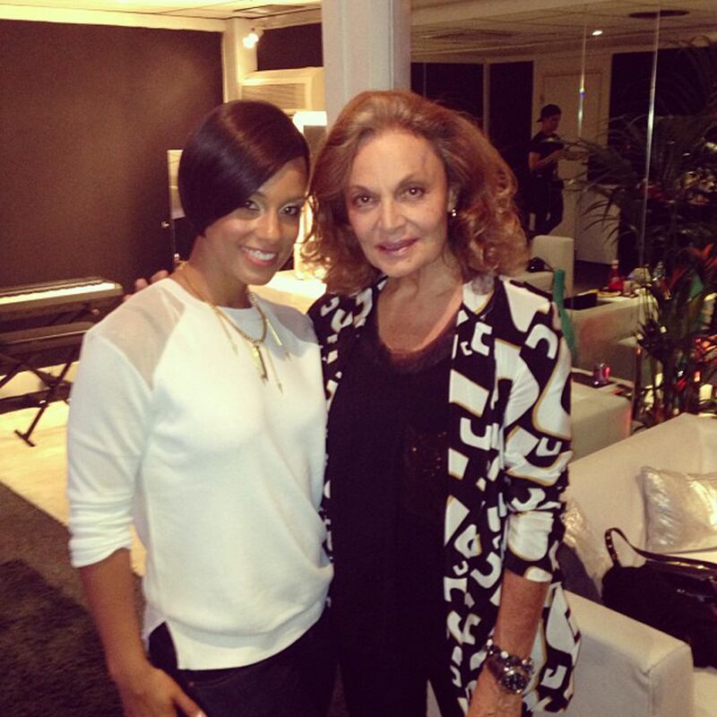 galleries/2013/06/29/cara-delevingne-marc-jacobs-more-fashion-instagrams-photos/130628-fashion-insta-05_r6zqji