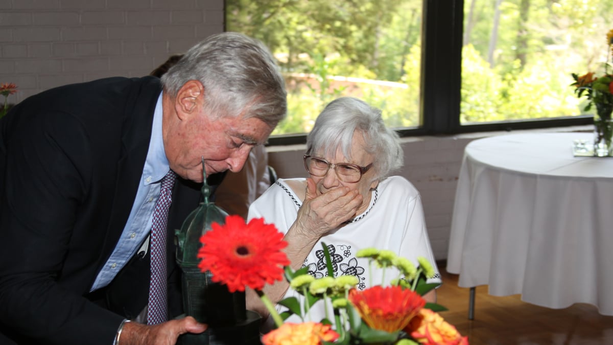 articles/2012/05/03/harper-lee-made-a-surprise-appearance-last-week-at-an-alabama-literary-luncheon/harper-lee-murphy_up9fzp
