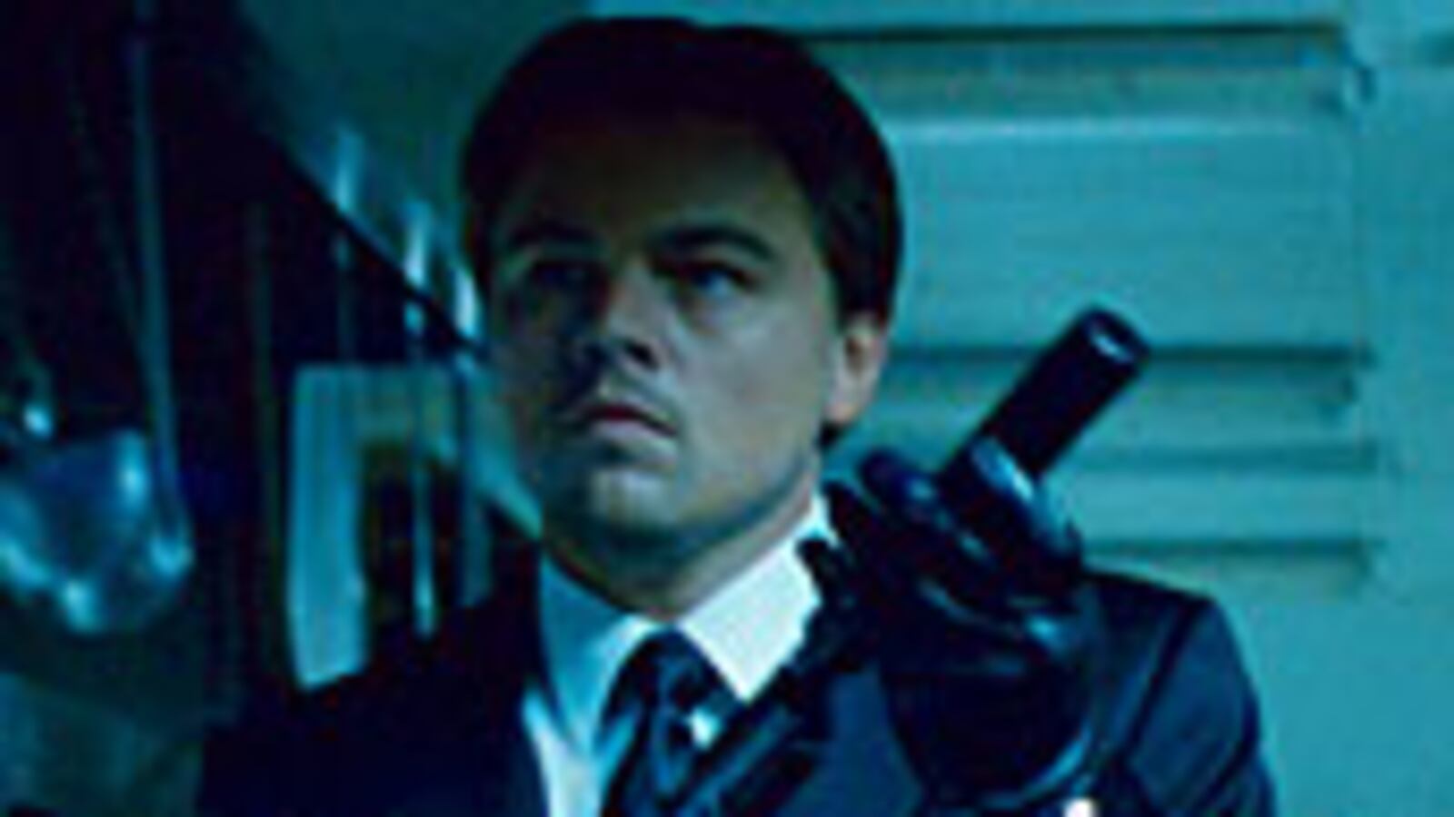 articles/2010/07/20/inceptions-plot-twists-divide-audiences/barra-inception_114516_ljkrdg