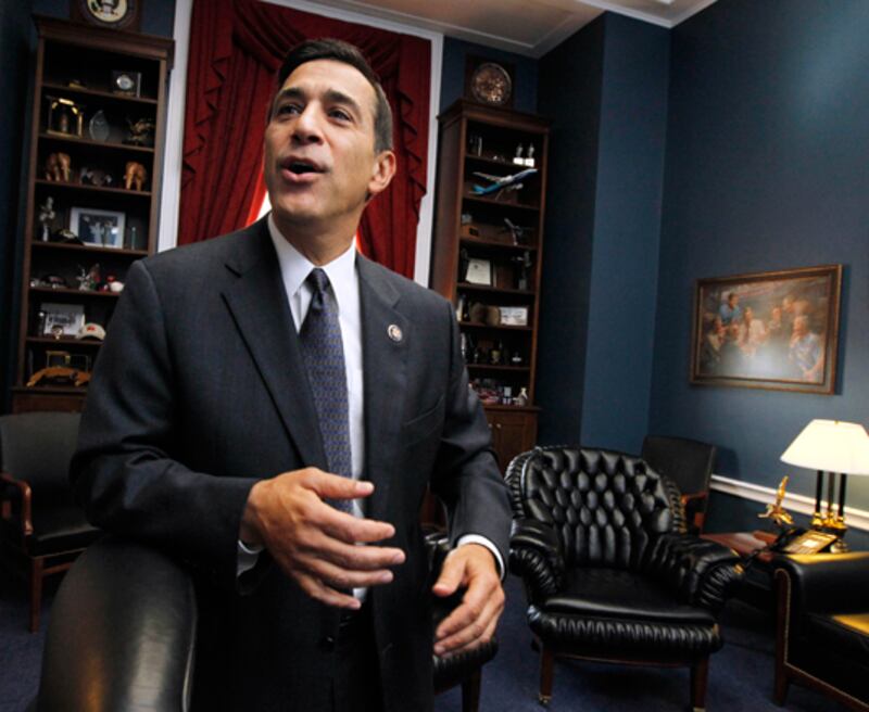 galleries/2011/04/05/quiz-nfl-strike-or-government-shutdown/nfl-or-government---issa_ozmzuu