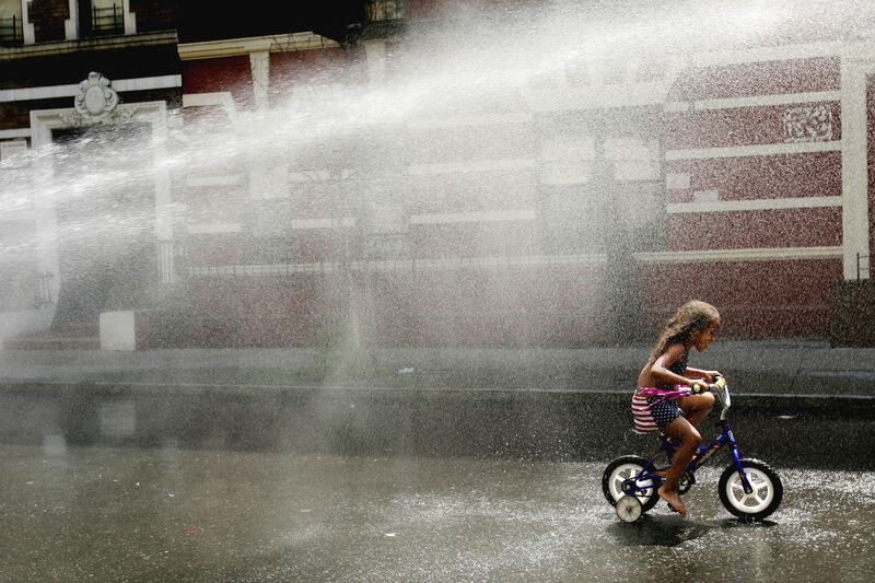 galleries/2014/03/22/splash-around-it-s-world-water-day-photos/130321-world-water8-tease_tkrqgq