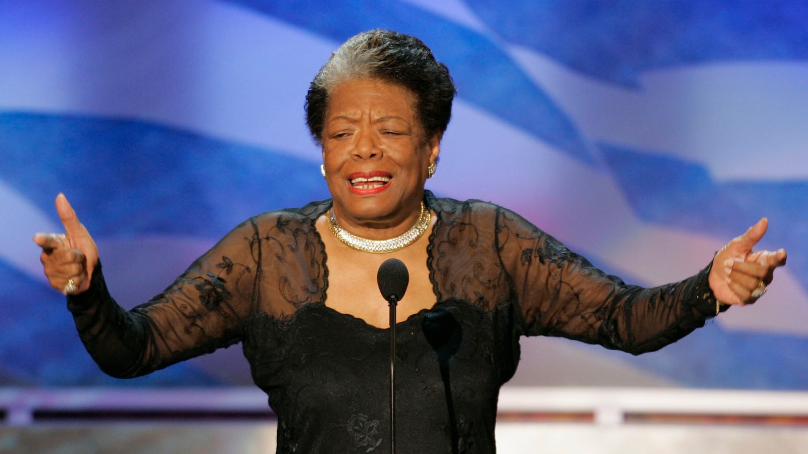 articles/2014/05/28/maya-angelou-knew-how-to-inspire-as-a-writer-teacher-and-great-human-being/140528-angelou-dubois-tease_gl84zy