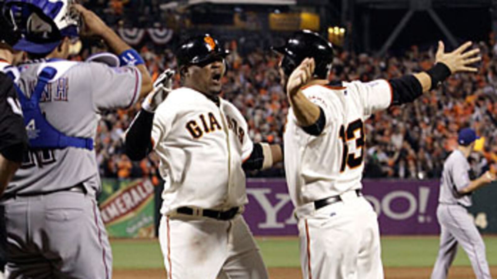 cheats/2010/10/28/giants-take-game-1-11-7/giants-beat-rangers_sbreon