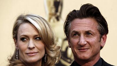 cheats/2009/05/21/sean-penn-wife-to-stay-togehter/robin-penn-wright-and-sean-penn_mvcpyj