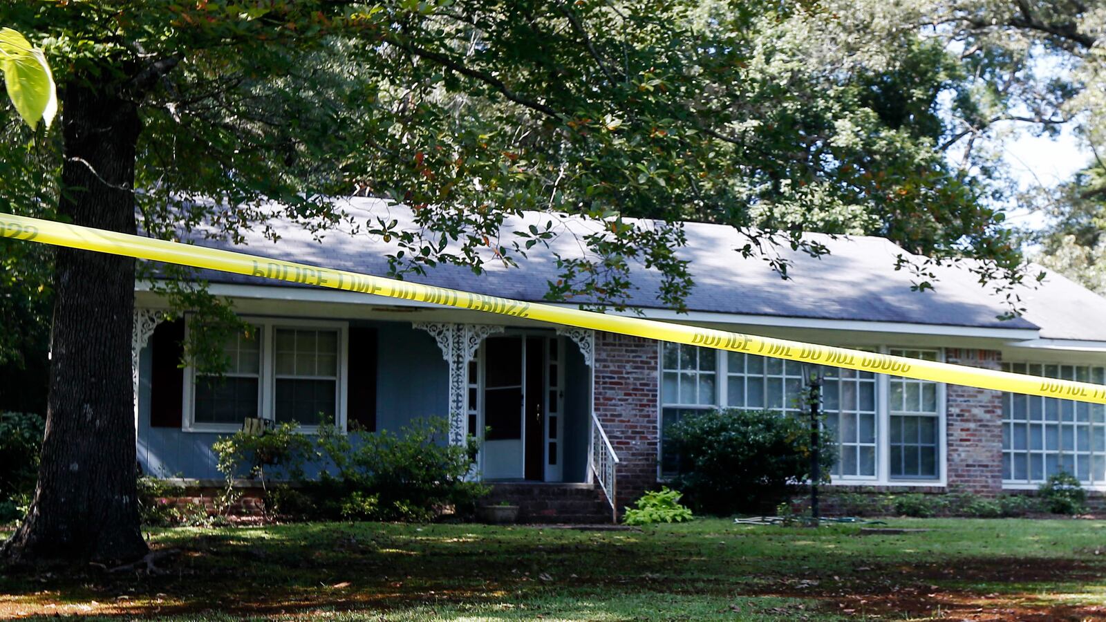 articles/2016/08/27/murdered-nun-was-a-living-angel-to-her-neighbor/160826-Nestel-Nuns-Killed-tease_wshh4n