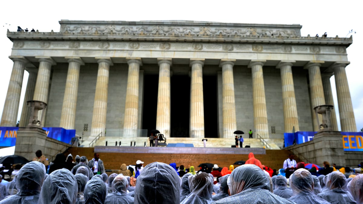 cheats/2013/08/28/thousands-flock-to-national-mall-to-mark-march-on-washington/march-anniversary-cheat_ym5pch