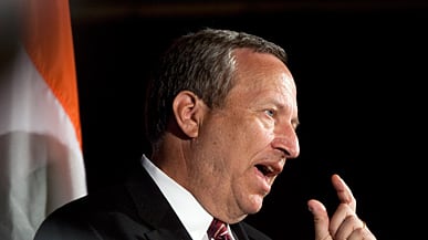articles/2010/09/22/larry-summers-record-as-he-leaves-white-house/ferguson-summers-wrap_128582_f6ezld