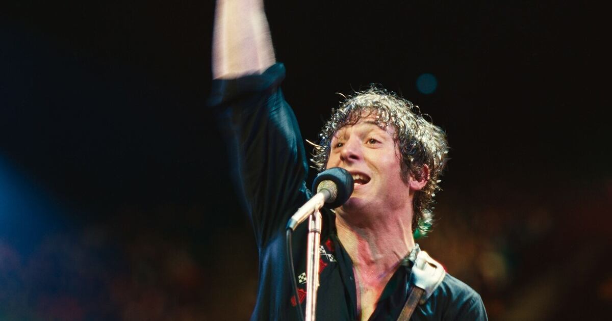 Jeremy Allen White Stars in Springsteen Biopic Deliver Me From Nowhere