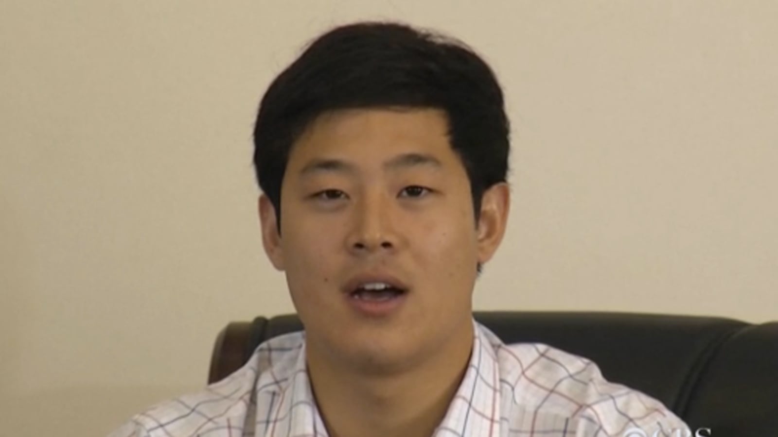 cheats/2015/09/25/north-korea-parades-nyu-student-on-tv/150925-moon-korea-cheat_jupcgj