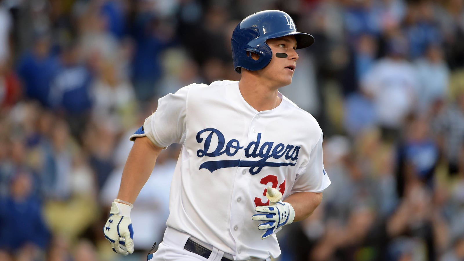 articles/2015/10/10/can-joc-pederson-kill-the-cliche-that-jewish-athletes-are-smart-wusses/151009-fontana-joc-pederson-tease_qzgca0