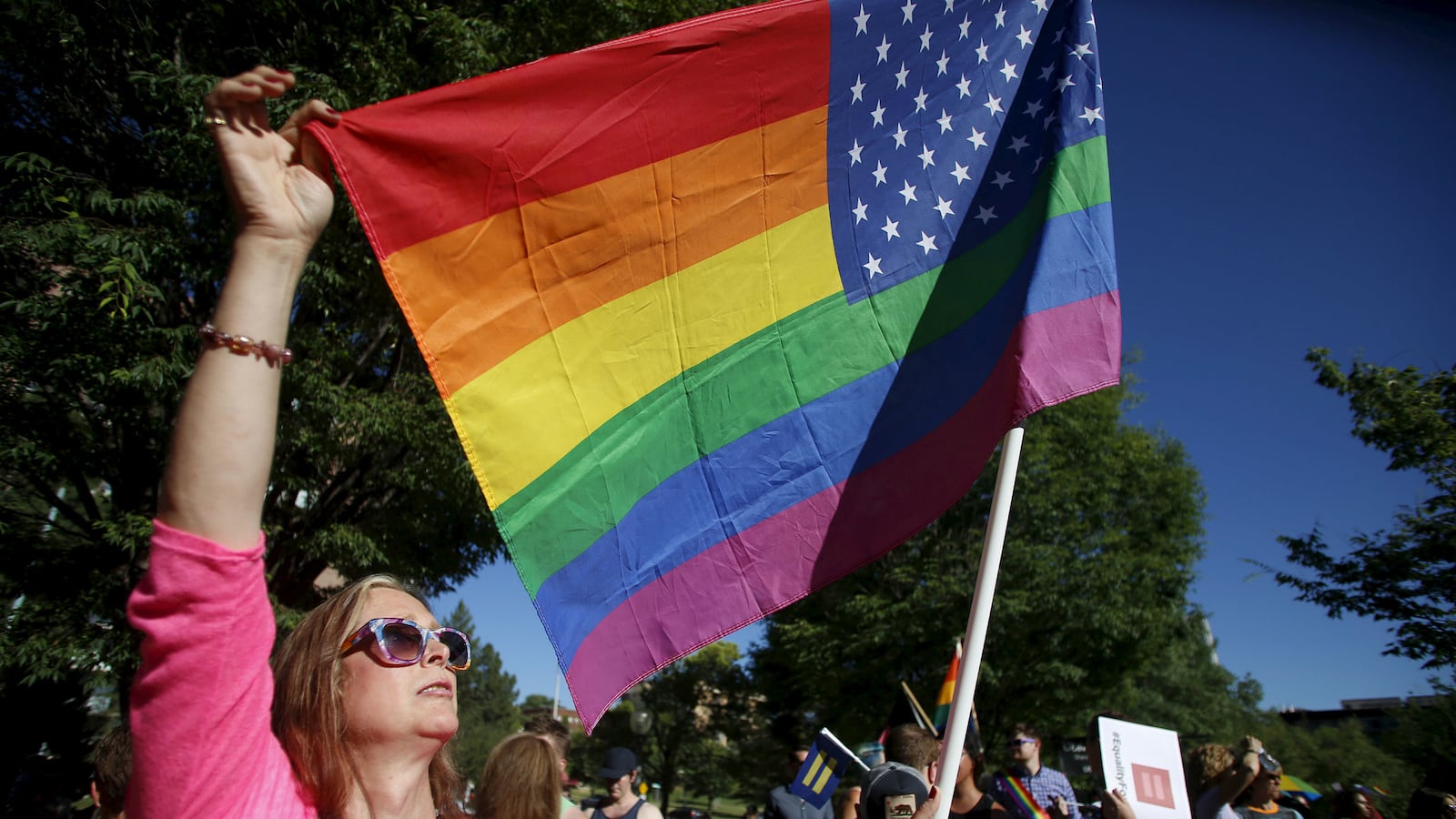 cheats/2015/11/11/judge-removes-baby-from-same-sex-couple/151112-utah-judge-same-sex-couple-give-up-baby-cheat_drnwgr