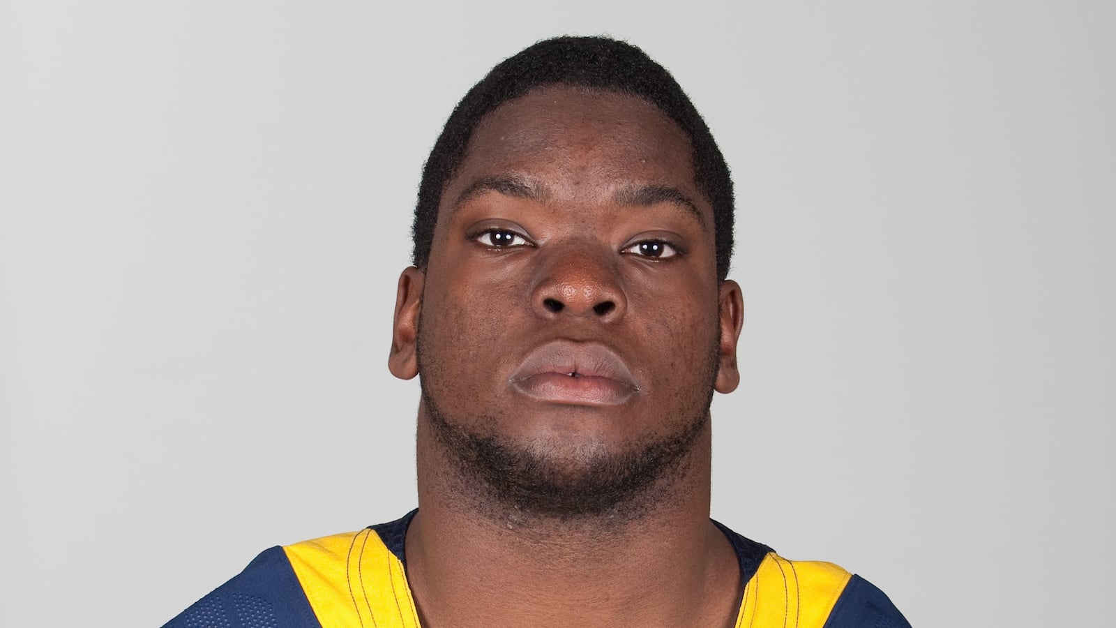 cheats/2014/02/07/cal-football-player-dies-after-run/140207-cal-cheat_xpt0ha