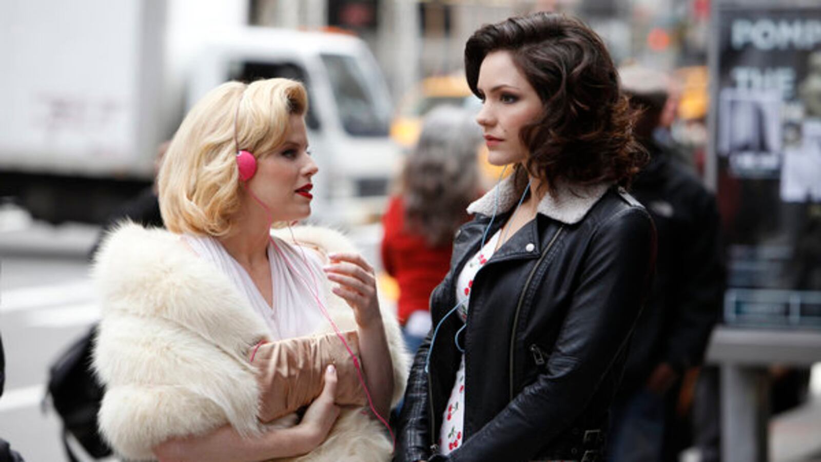 cheats/2012/03/22/smash-creator-leaves-show/smash-tv-show-11_eglr7o